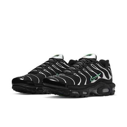 Nike Air Max Plus Noir Vert Strike Metallic Argenté