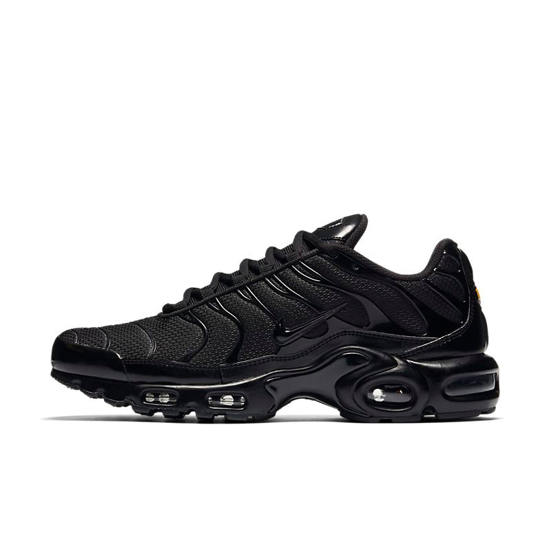 Nike Air Max Plus "Triple Black" - Houdini