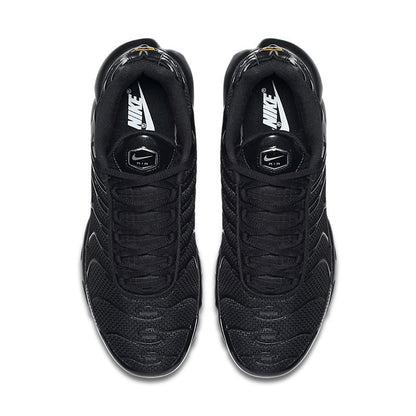 Nike Air Max Plus "Triple Black" - Houdini