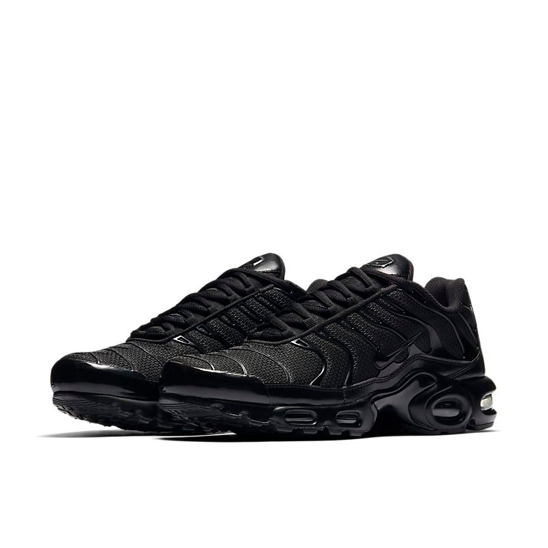 Nike Air Max Plus "Triple Black" - Houdini