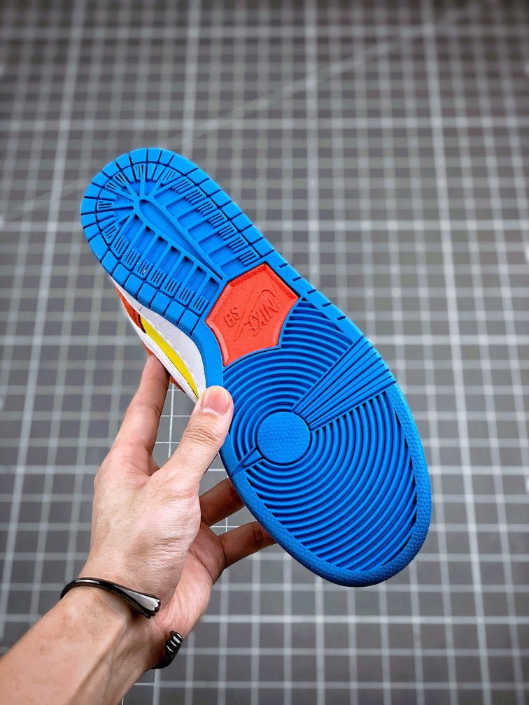 NIKE Dunk Low "The Simpsons" - Houdini