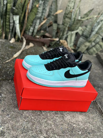 Tiffany & Co. x Air Force 1 Low '1837' Friends & Family