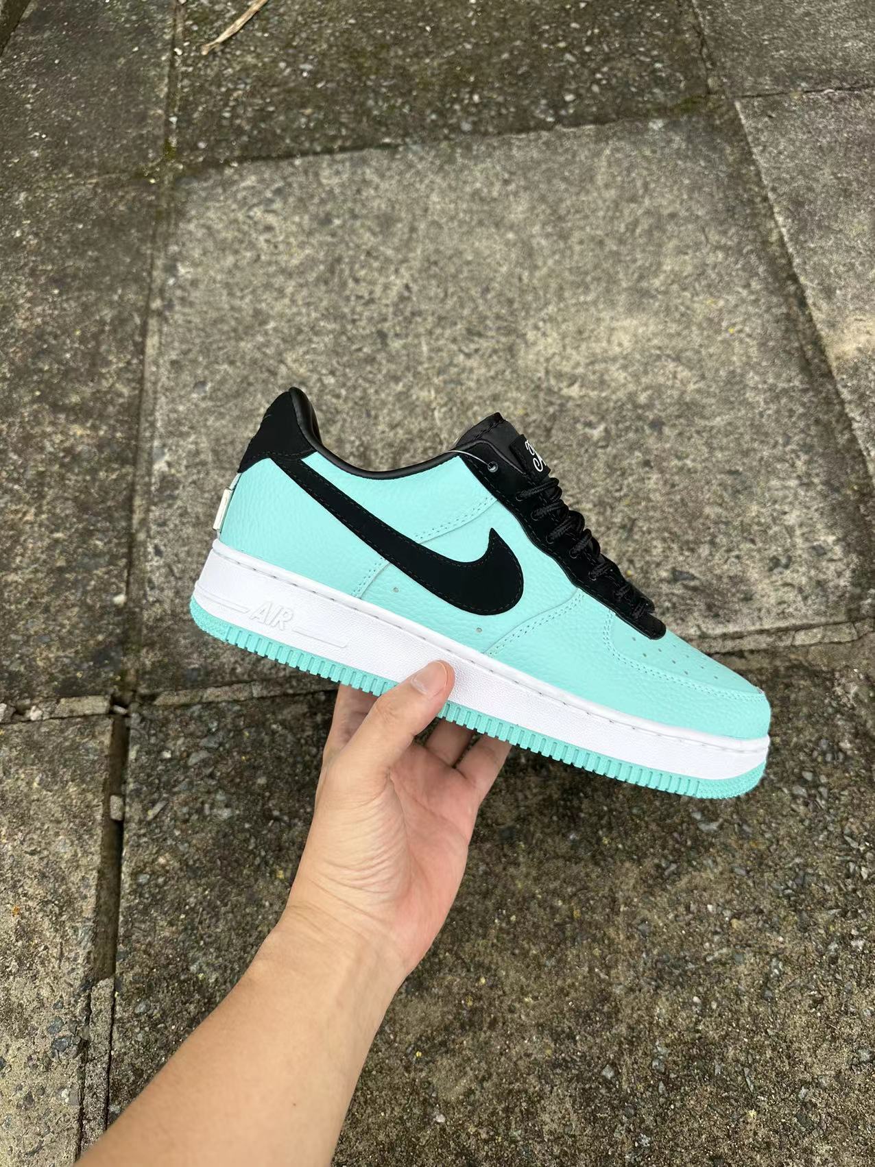 Tiffany & Co. x Air Force 1 Low '1837' Friends & Family