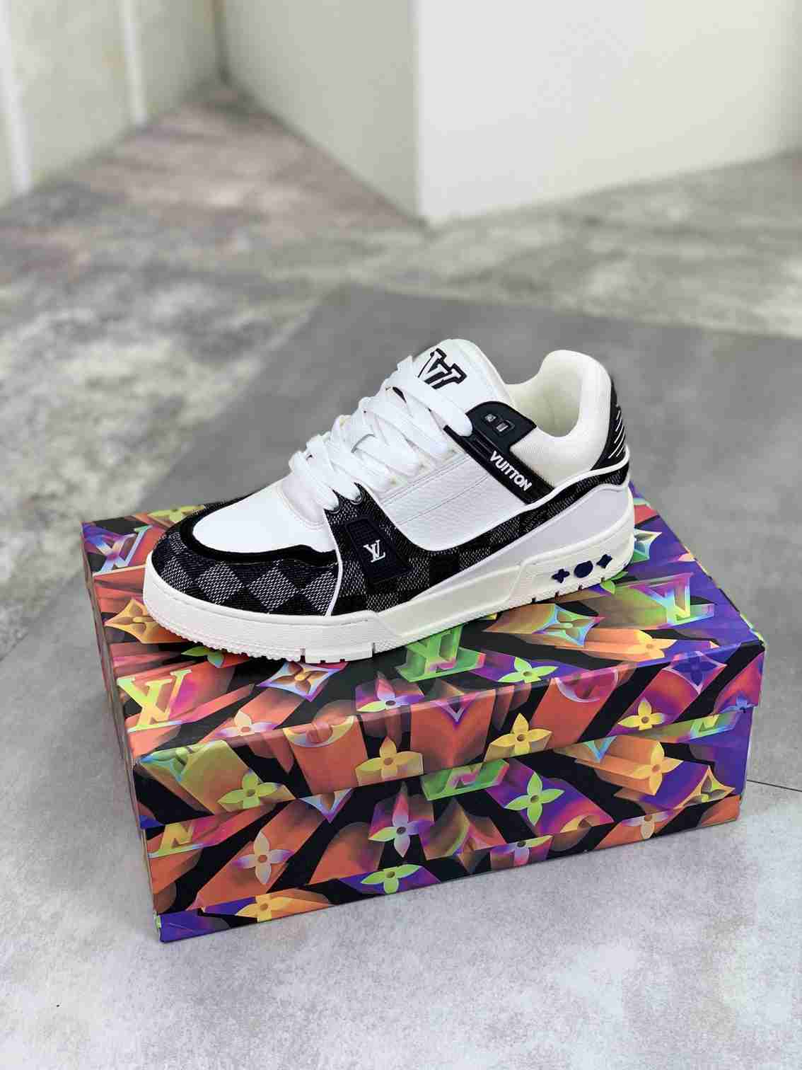 LOUIS VUITTON TRAINER