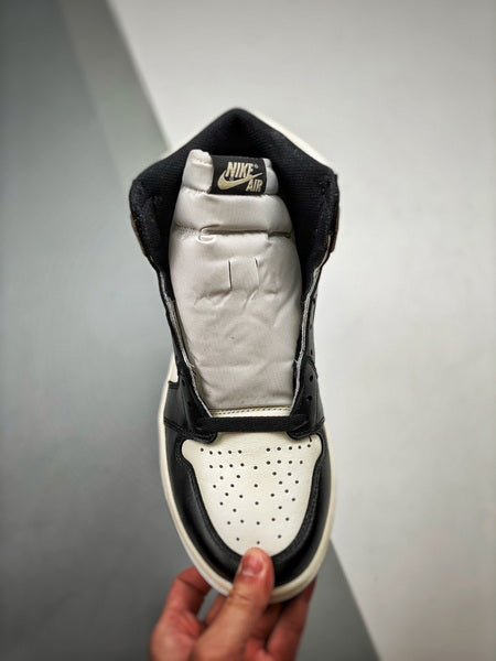 Air Jordan 1 High "Dark Mocha"