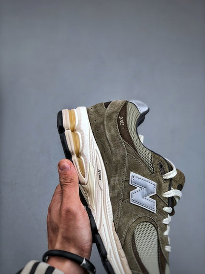 New Balance 2002R HN