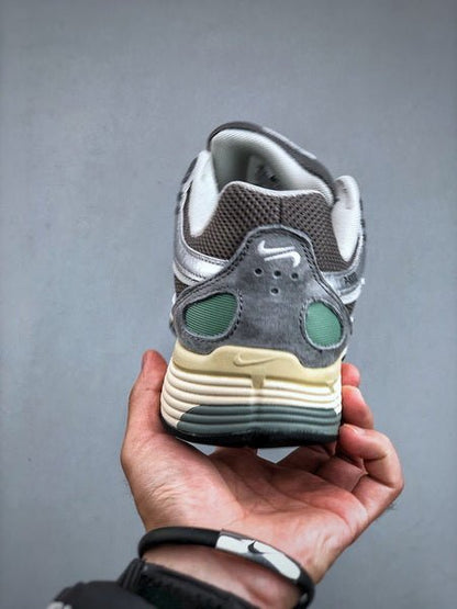 NIKE P - 6000 - Houdini