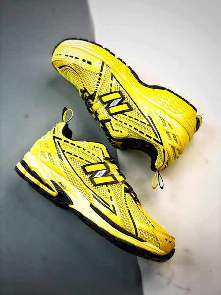 New Balance 1906 x GANNI