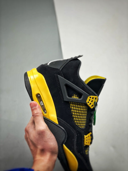 Air Jordan 4 RETRO  "Thunder"