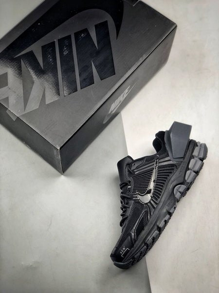 NIKE ZOOM Vomero 5 A - Cold - Wall BLACK - Houdini