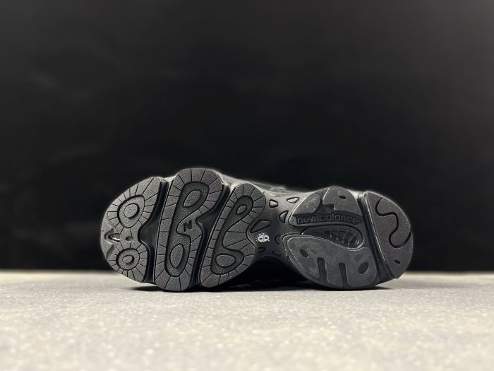 New Balance 1000SI