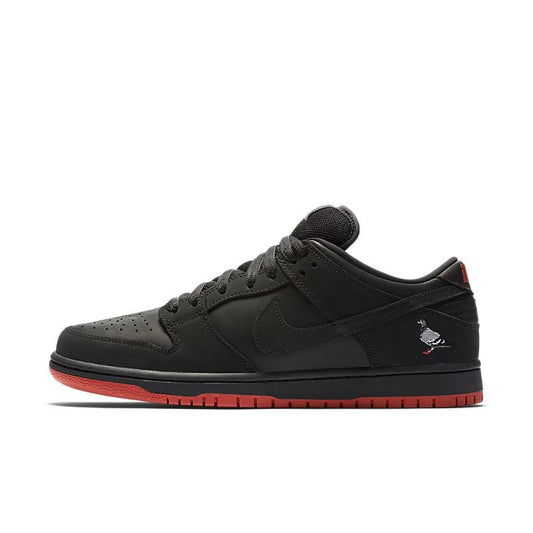 NIKE Dunk Low PRO BLACK PIGEON - Houdini