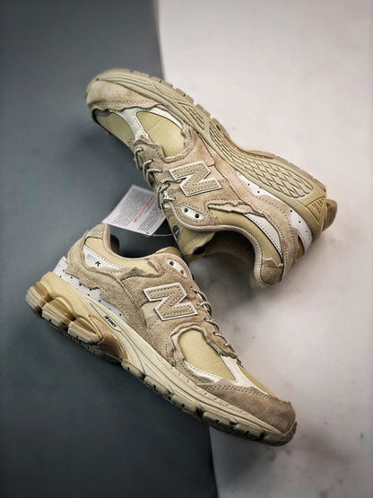 New Balance 2002R DQ