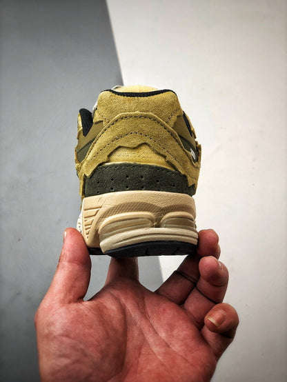 New Balance 2002R DP