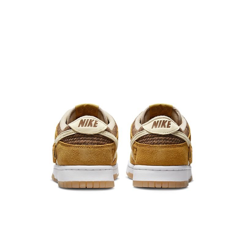 NIKE Dunk Low Teddy Bear praliné - Houdini
