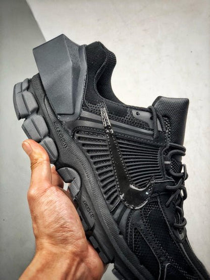 NIKE ZOOM Vomero 5 A - Cold - Wall BLACK - Houdini