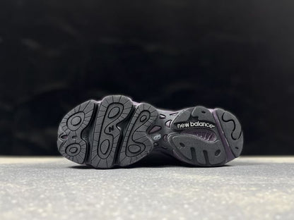 New Balance 1000EB