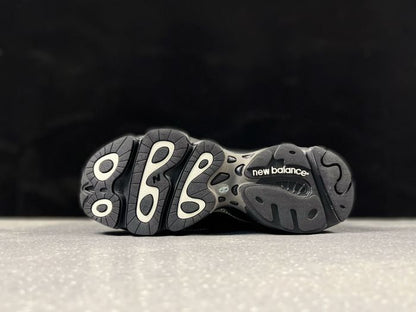 New Balance 1000AD1