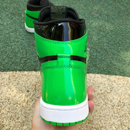 Air Jordan 1 High Pine Green