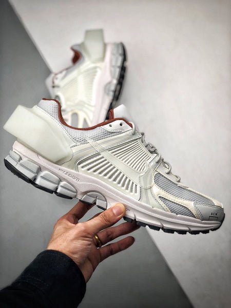 NIKE ZOOM Vomero 5 A - Cold - Wall - Houdini