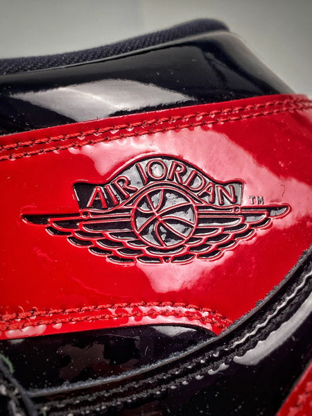 Air Jordan 1 High "Bred Banned "