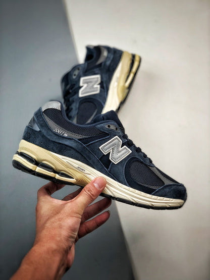 New Balance 2002R CA