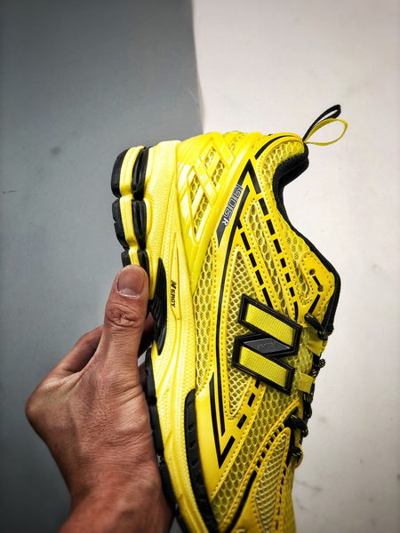 New Balance 1906 x GANNI