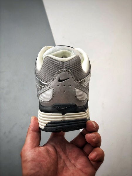 NIKE P - 6000 - Houdini