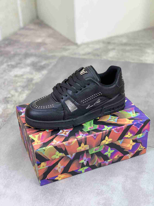 LOUIS VUITTON TRAINER 54