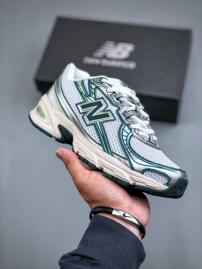 New Balance 740