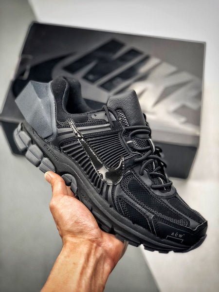 NIKE ZOOM Vomero 5 A - Cold - Wall BLACK - Houdini