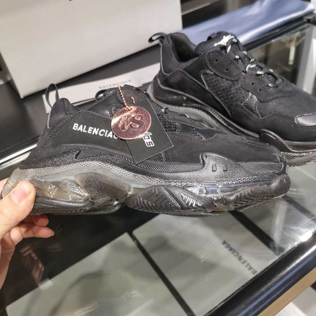 BALENCIAGA TRIPLE S x NOIR GEL