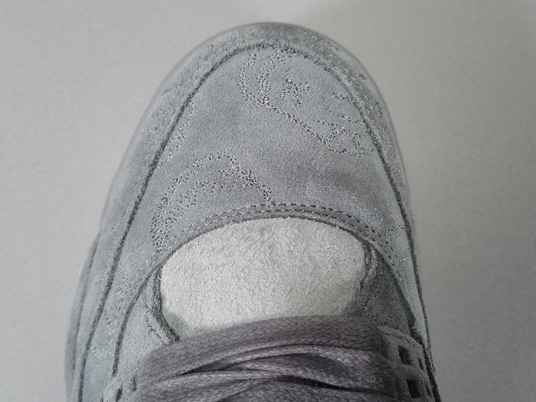 JORDAN 4 x KAWS GRIS