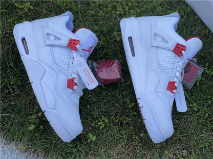 JORDAN 4 x METALLIC RED